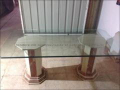 Mesa de cristal con pied marmol en ibiza de segundamano en http://tododesegundamano.es